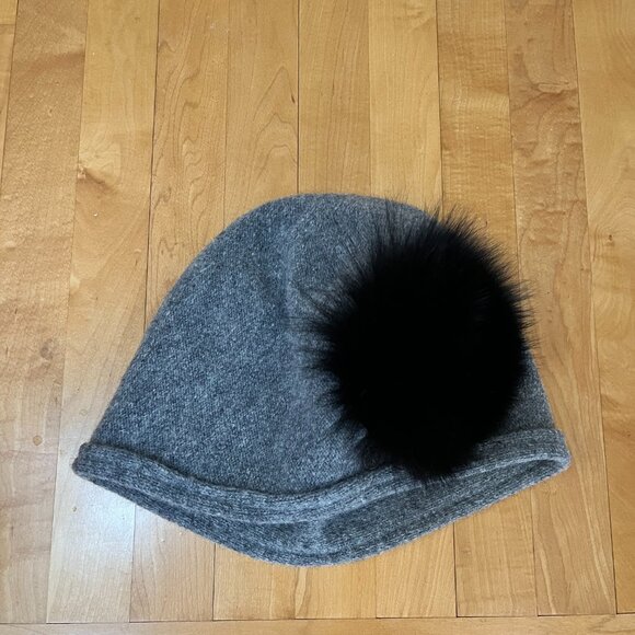 Wool and Fox Fur Canadian 1918 Hat - Picture 2 of 4